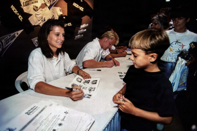 Tampa Bay Lightning goalie Manon Rheaume signs autographs at Hockeyfest II on August 22, 1992 at the Expo Hall in Tampa, Florida