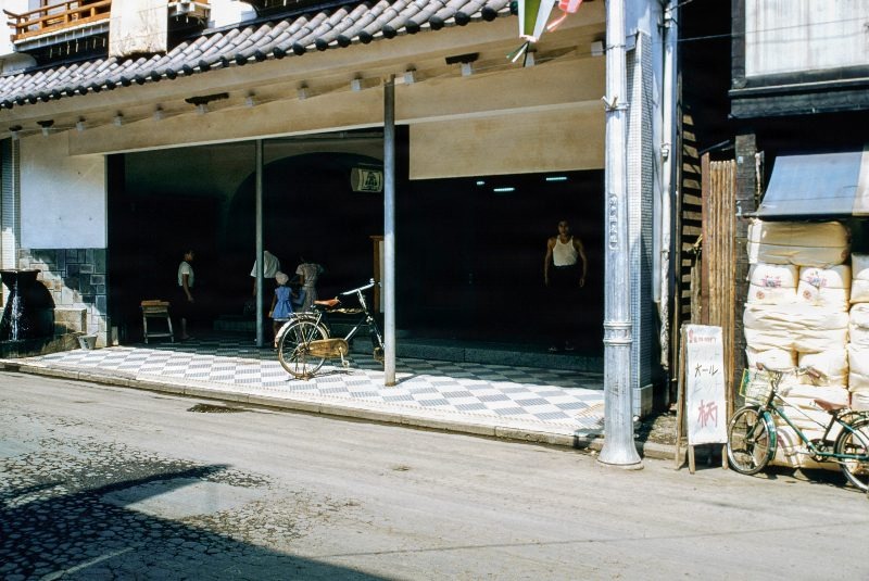 Street scene South Korea                                    