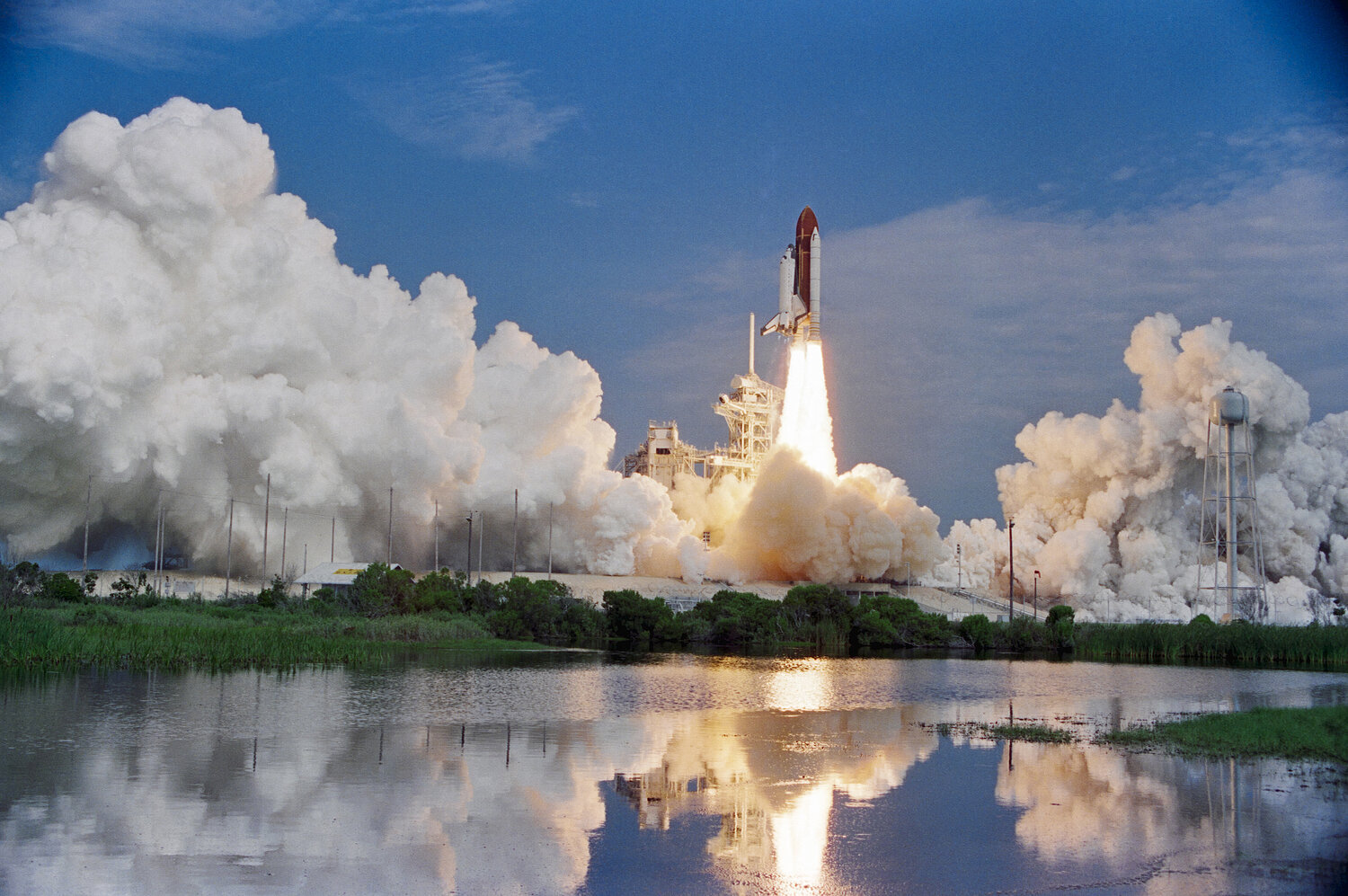 STS 40 001